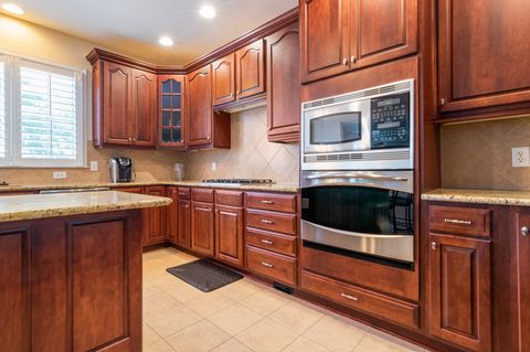 Почему сравнение Gaggenau, Miele и V-ZUG выходит за рамки списка характеристик?