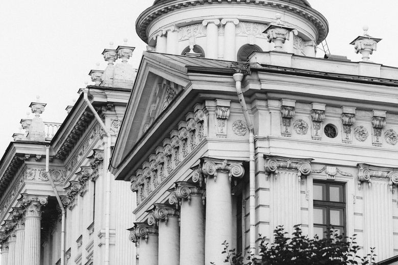 Какие документы нужно собрать для согласования перепланировки в доме-памятнике?