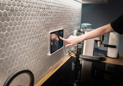Что такое KNX и чем он отличается от беспроводных протоколов?